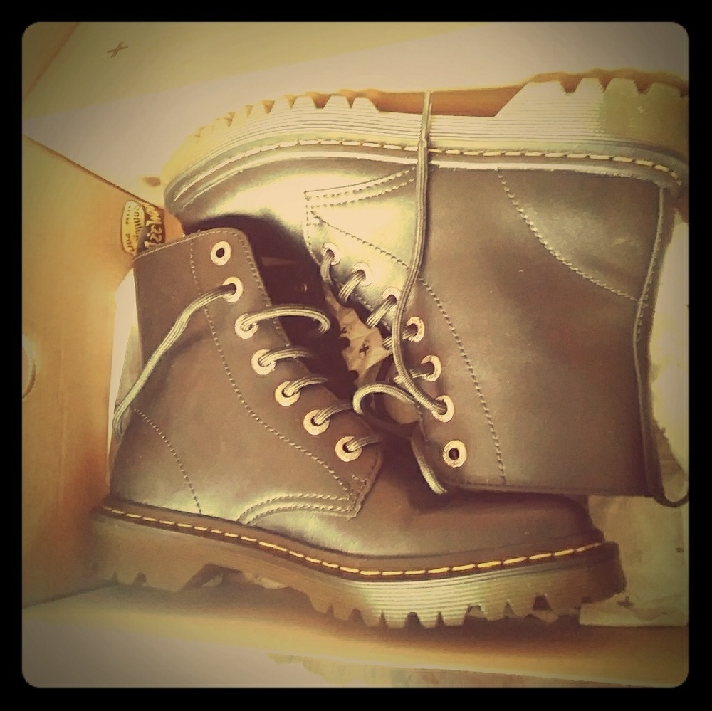Luana Dr martens
